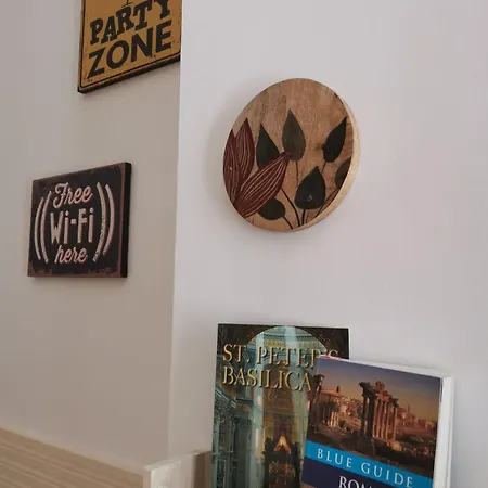 Daire Apuleio 11 Roma